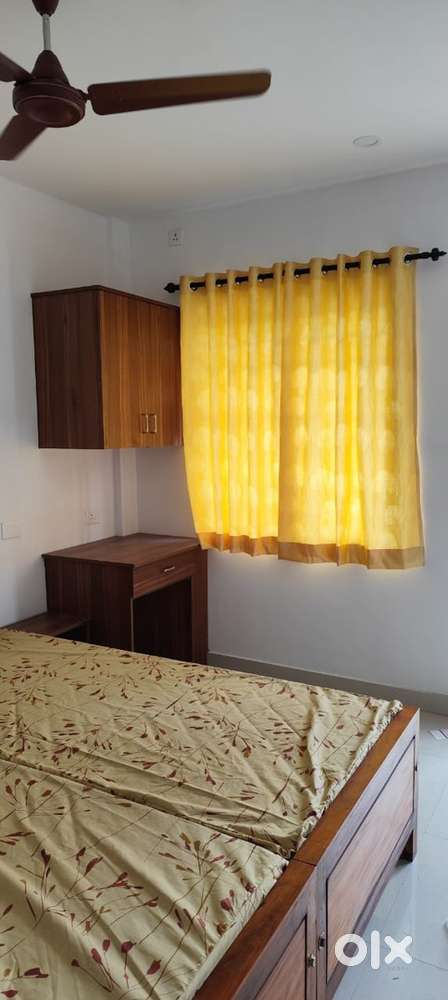 One Room with toilet available in deshabhimani road kaloor
