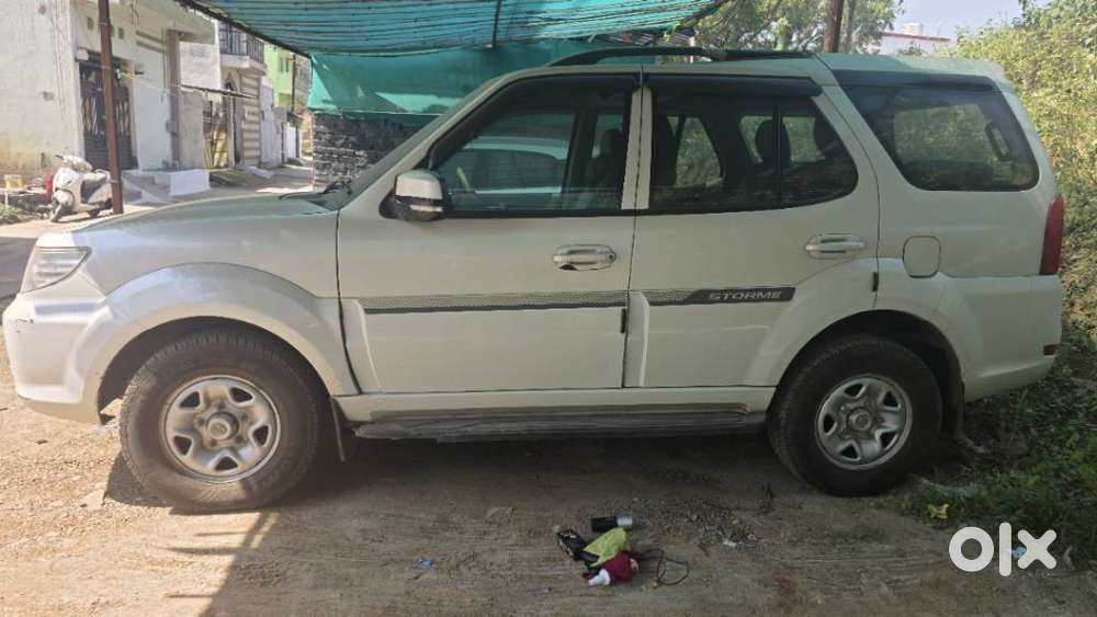 Tata Safari Storme Ex, 2013, Diesel