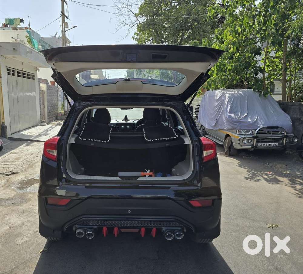 Mahindra Xuv 300 W6 Model Petrol Verient