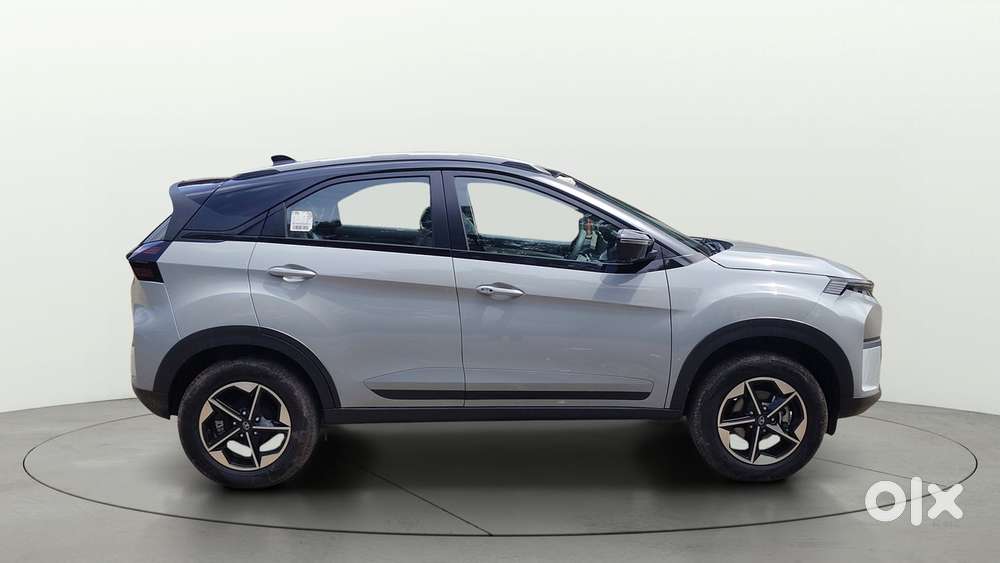 Tata Nexon Fearless Plus (ps) 1.2 Icng 6mt Red Dark Edition, 2025, C..