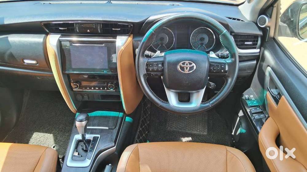 Toyota Fortuner 4x2 At 2.8 Diesel, 2020, Diesel