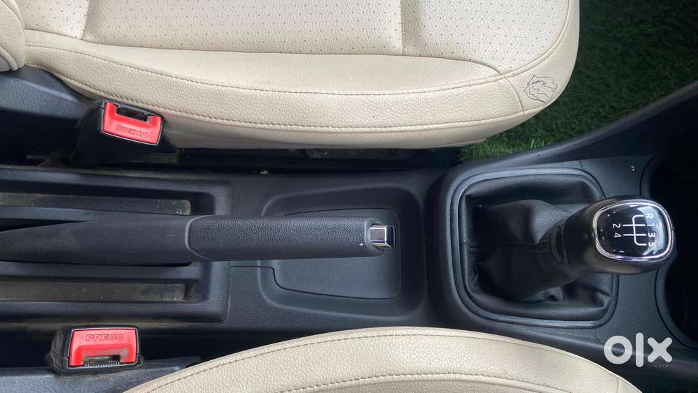 Skoda Rapid 1.6 Mpi Style, 2018, Petrol