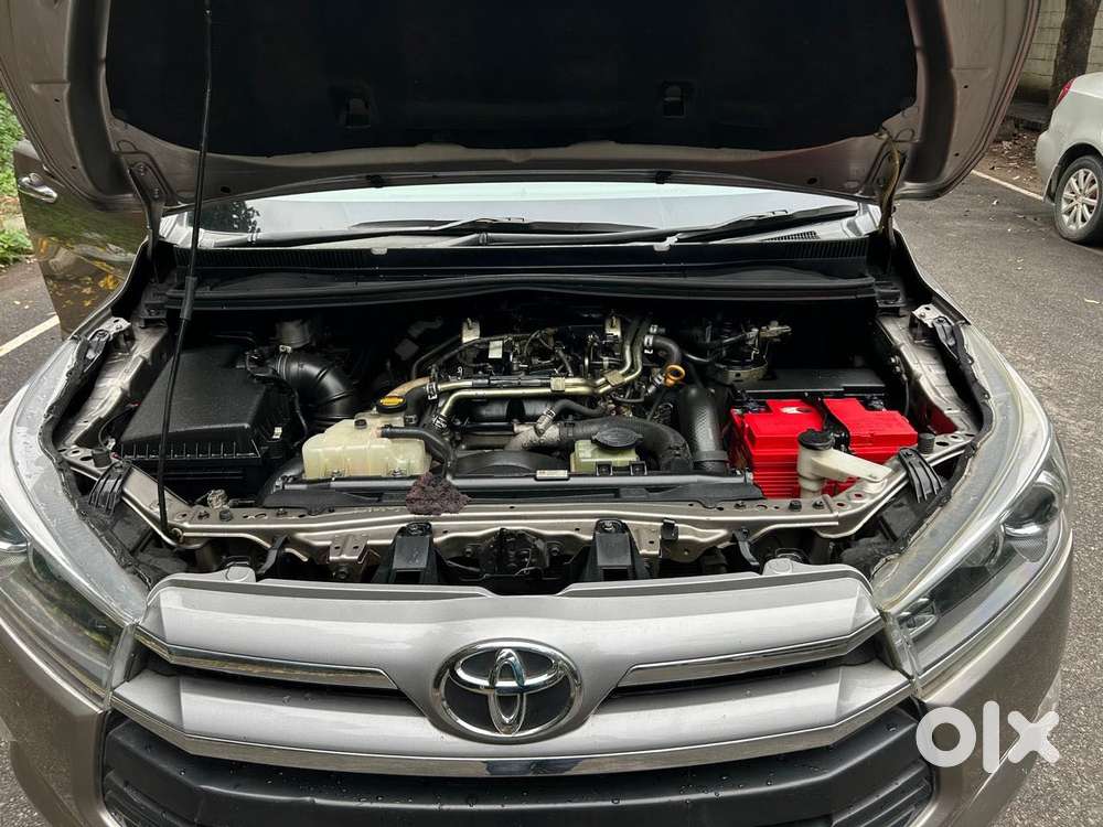 Toyota Innova Crysta 2.4 V 7 Str, 2016, Diesel