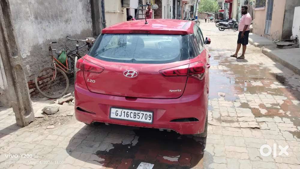 Hyundai I20 2018 Cng & Hybrids 92300 Km Driven