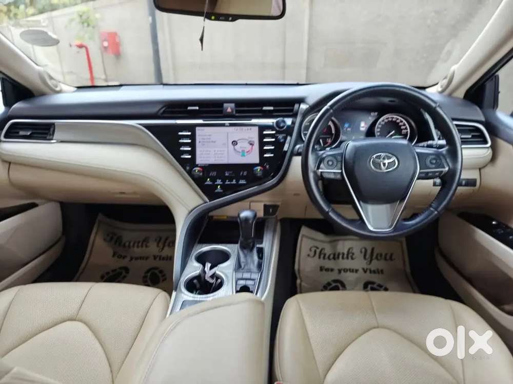 Tayota Camry Hybrid Sunroof 52800 Km