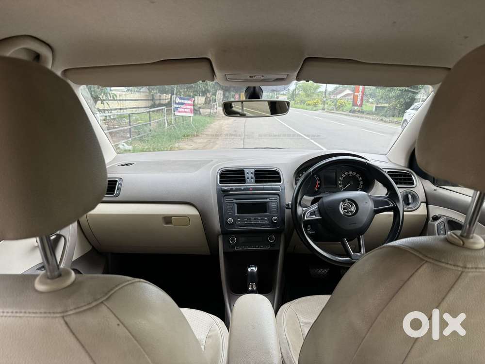 Skoda Rapid [2016-2020] 1.5 Style Plus Tdi At, 2016, Diesel