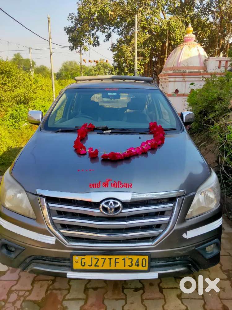 Toyota Innova 2011