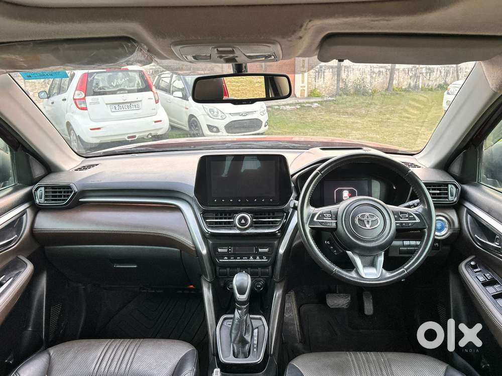 Toyota Urban Cruiser Hyryder V Hybrid Aero Edition, 2022, Petrol