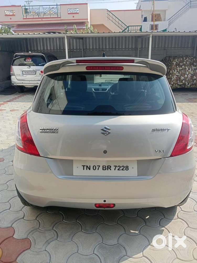 Maruti Suzuki Swift 2012 Petrol Well Maintained