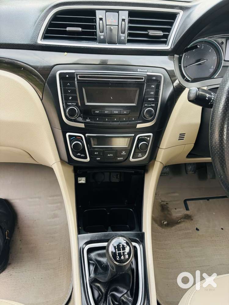 Maruti Suzuki Ciaz 1.3 Delta Shvs Mt, 2017, Diesel