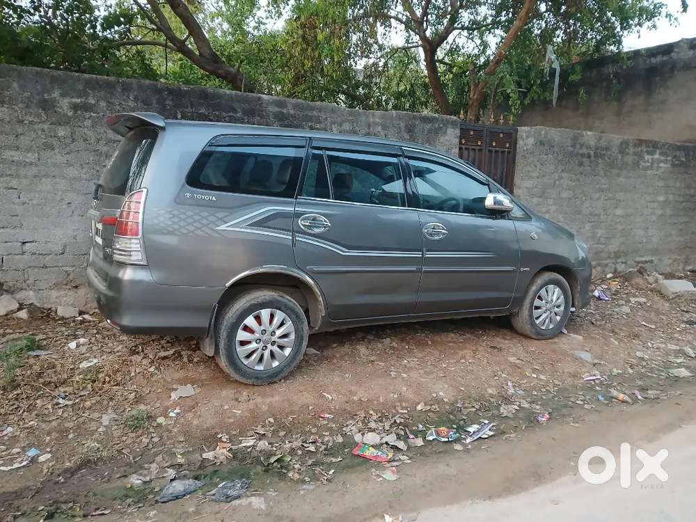 Toyota Innova 2009