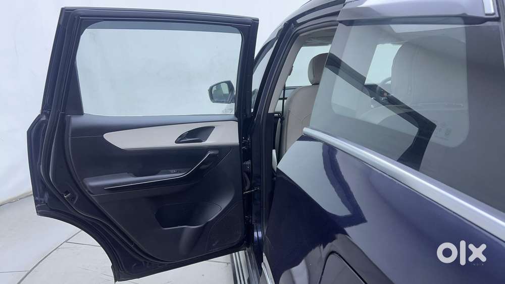 Mahindra Xuv700 2.2 Ax 5 Diesel Mt 7 Str, 2023, Diesel