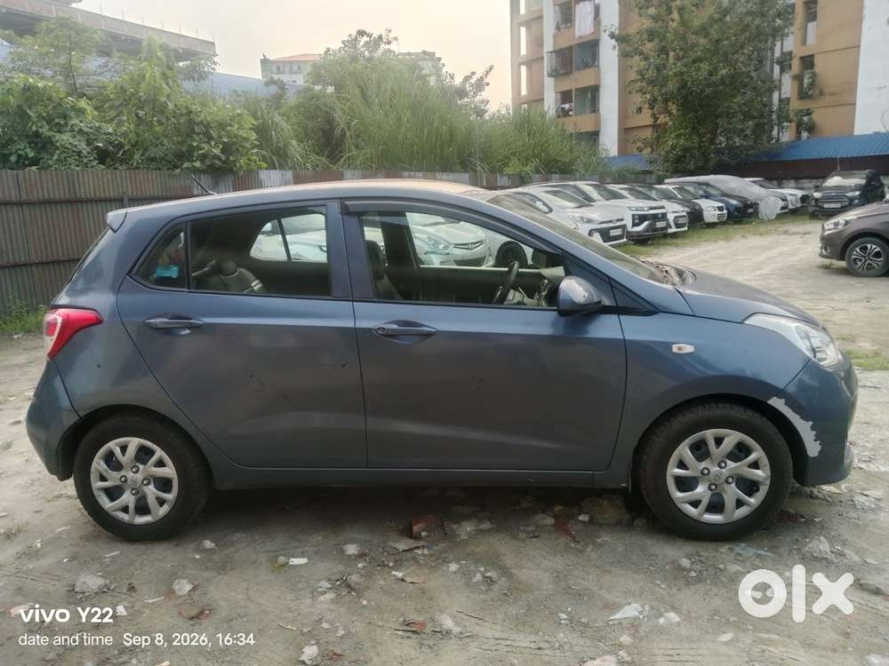 Hyundai Grand I10 Sportz, 2017, Petrol