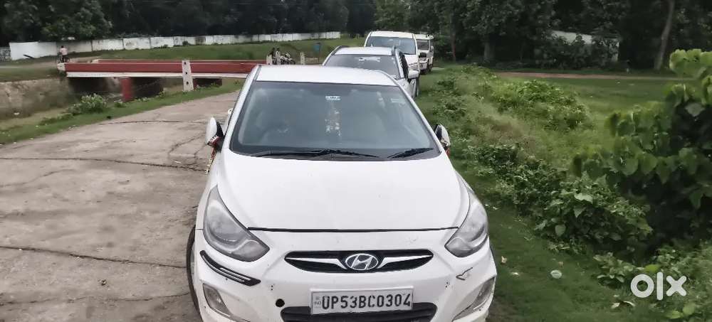 Ghadi Me Koi Kaam Nhi H Ac Chalu H 25 Ki Mailej H