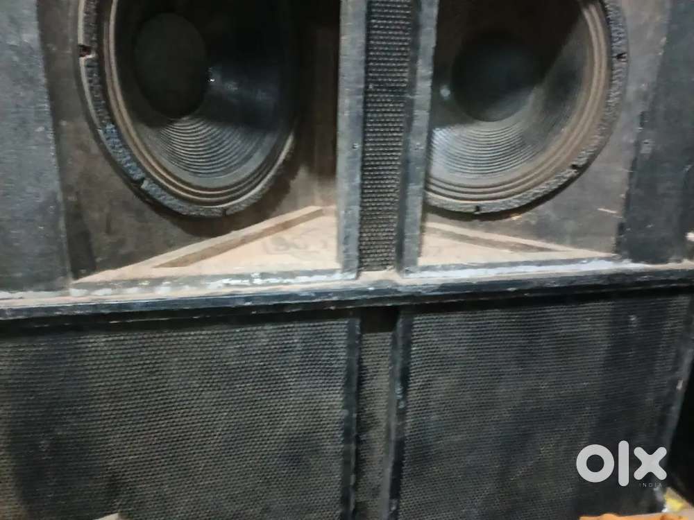 2/18 p audio 1700 watt speaker pc and pc corve model bass