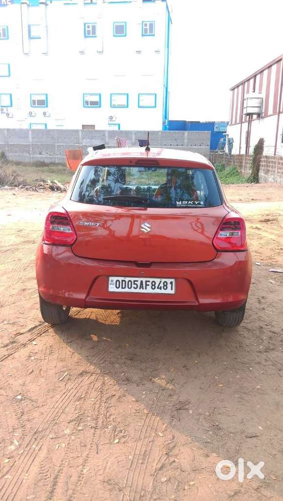 Maruti Suzuki Swift Vxi 1.2 Abs Bs-iv, 2018, Petrol