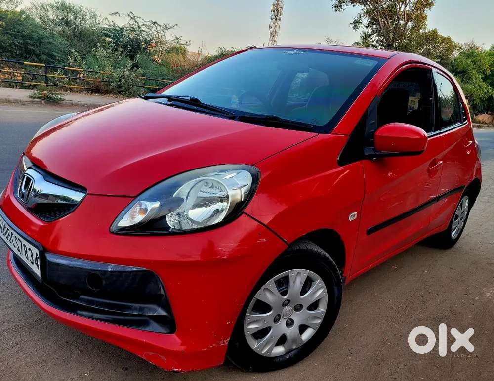 Honda Brio 2012 Petrol Well Maintained