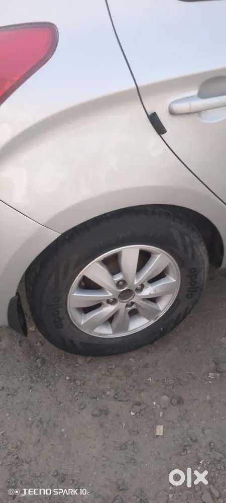 I 20 Cng Petrol   Km79000