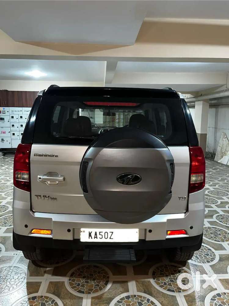 Mahindra Tuv 300 T10 2018 Model