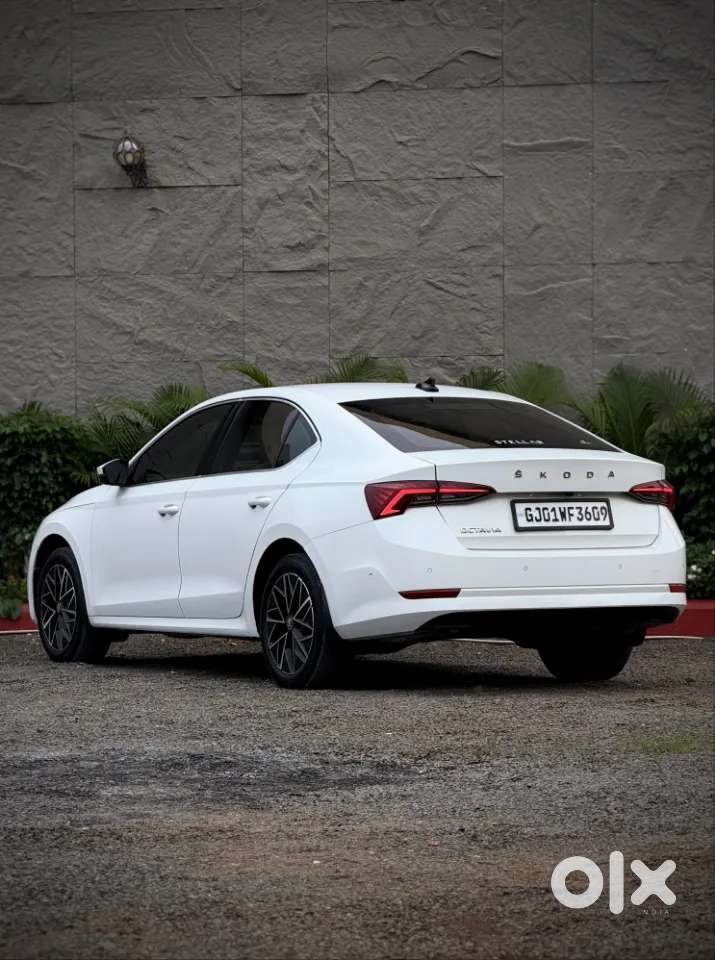 Skoda Octavia 1.8 Tsi At L K, 2021, Petrol