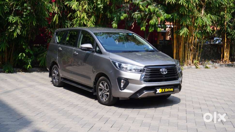 Toyota Innova Crysta [2020-ongoing] 2.4 Gx At 8 Str, 2021, Diesel