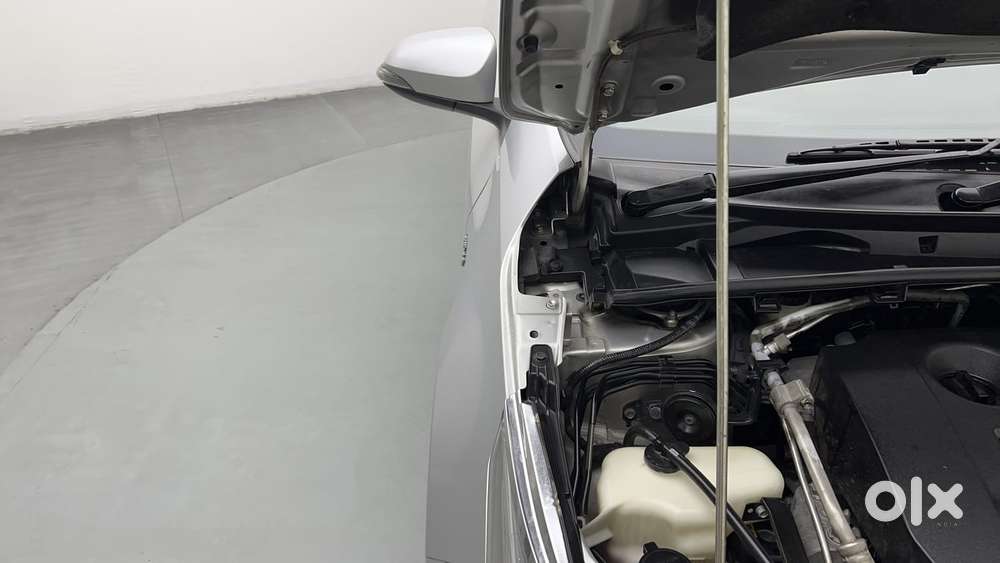 Toyota Corolla Altis 2013-2017 Vl At, 2014, Petrol