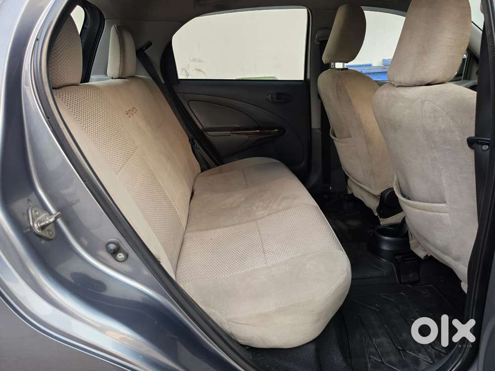 Toyota Etios Liva, 2013, Petrol