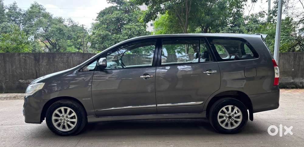 Toyota Innova 2.5 Ev Diesel Ms 7 Str Bsiii, 2014, Diesel