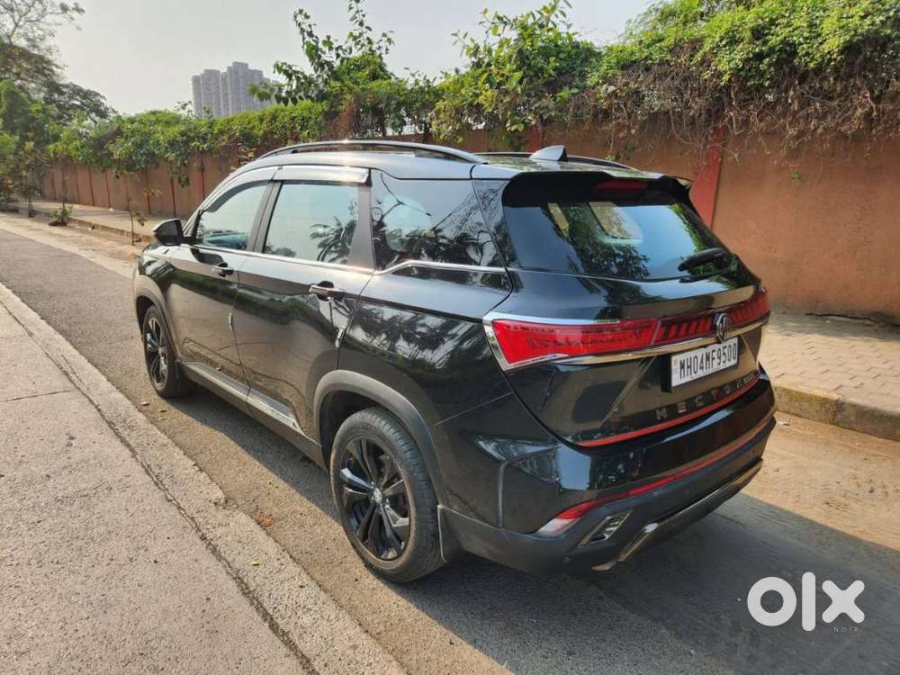 Mg Hector Plus Sharp Pro Blackstorm 1.5 Turbo Petrol Cvt 7 Str, 2024..