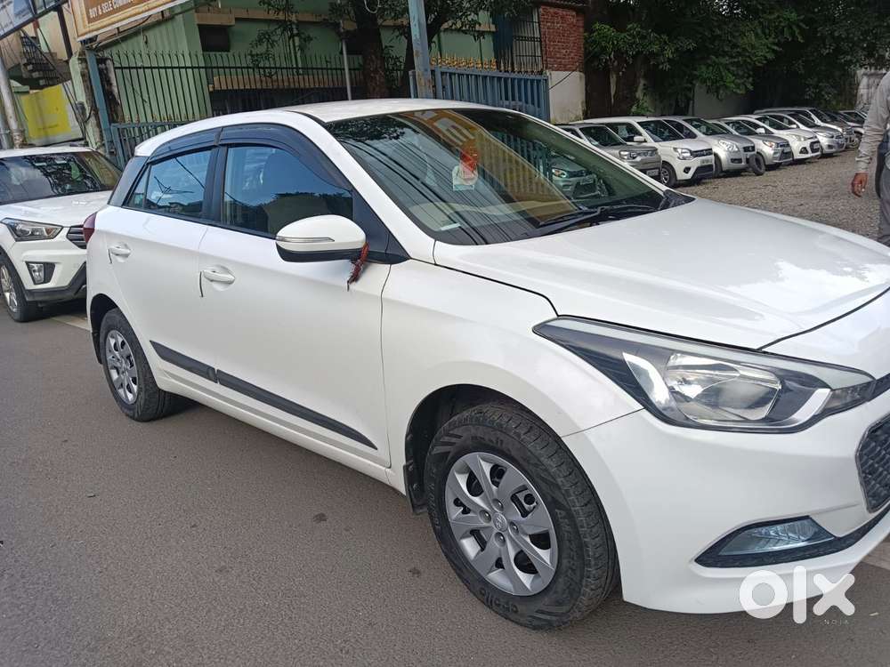 Hyundai I20 Sportz 1.2 Bs-iv, 2017, Petrol