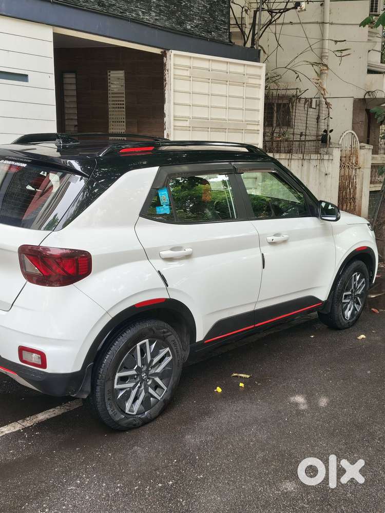 Hyundai Venue Sx Mt, 2021, Diesel