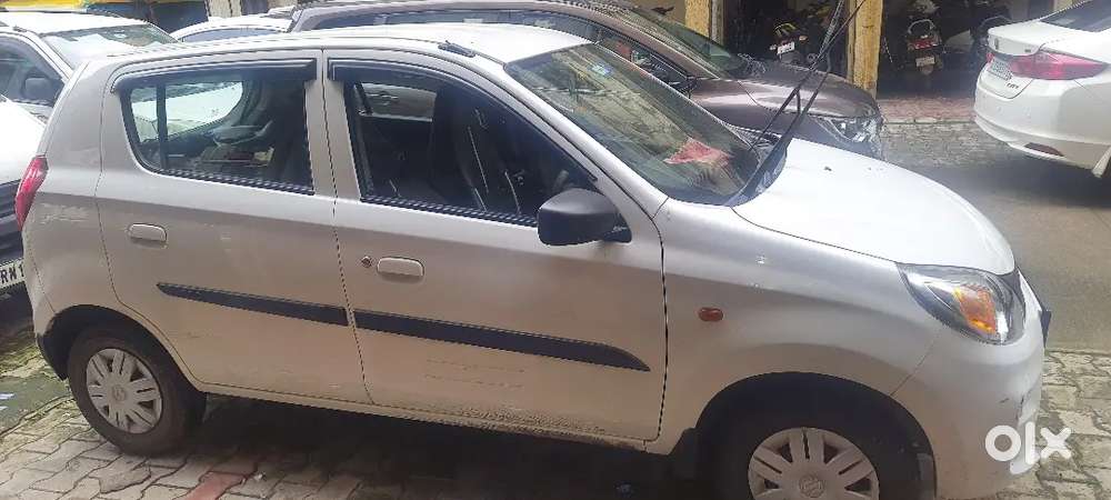 Rent Pe Dena He

Maruti Suzuki Alto 800 2023 Petrol
