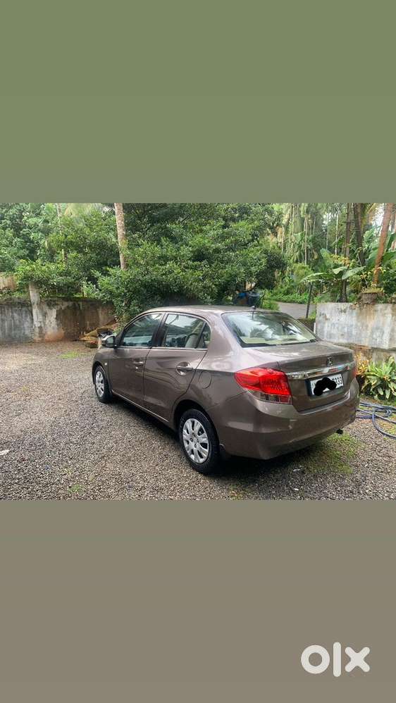 Honda Amaze 2016 Petrol Well Maintained