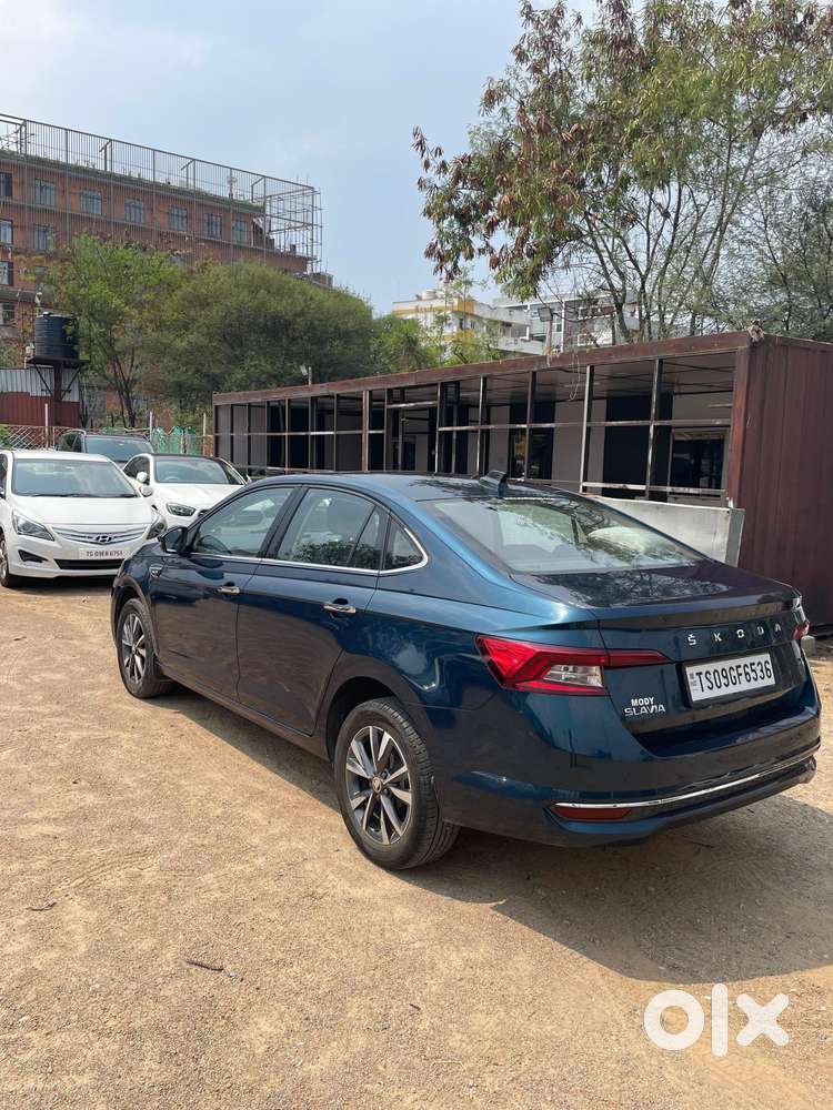 Skoda Slavia 1.0 Tsi Style At, 2024, Petrol