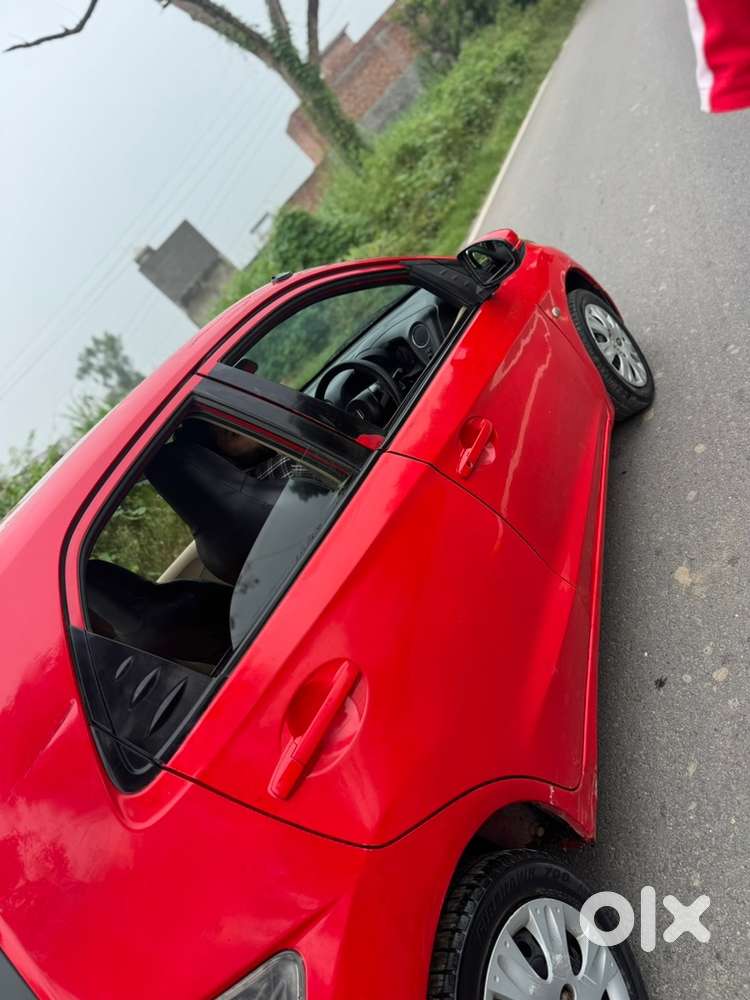 Honda Brio Petrol +cng 2015