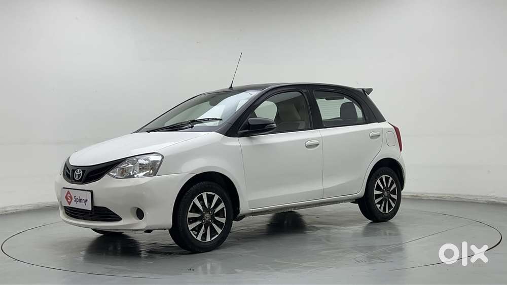 Toyota Etios Liva 2014-2016 V, 2016, Petrol