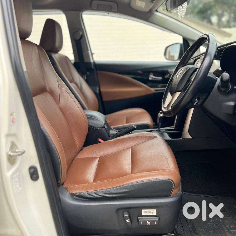 Toyota Innova Crysta 2.8z Automatic, 2018, Diesel