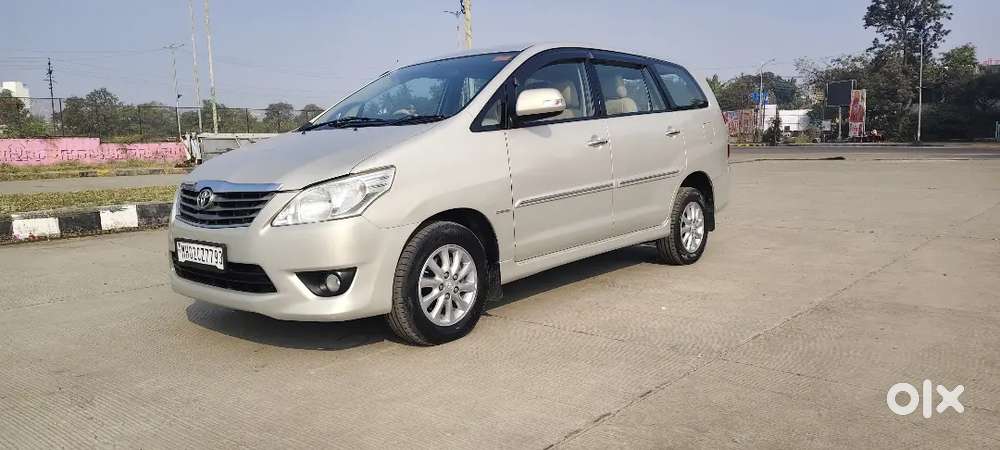 Toyota Innova 2013