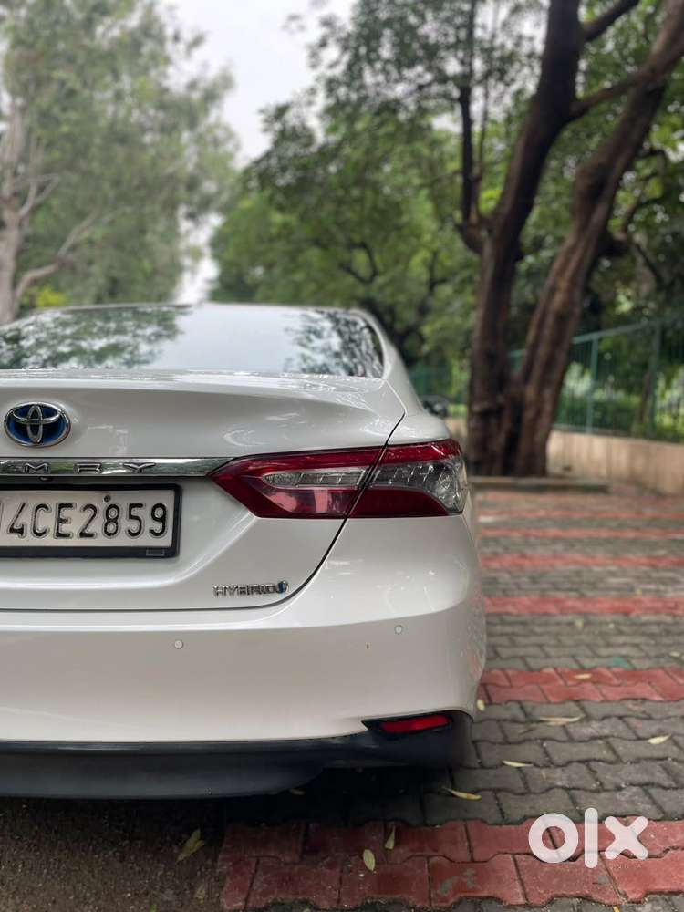 Toyota Camry 2.5 Hybrid, 2019, Petrol