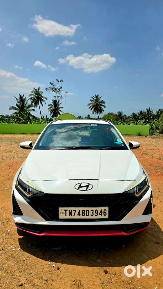 Hyundai I20 Asta (o) 1.2 Mt, 2023, Petrol