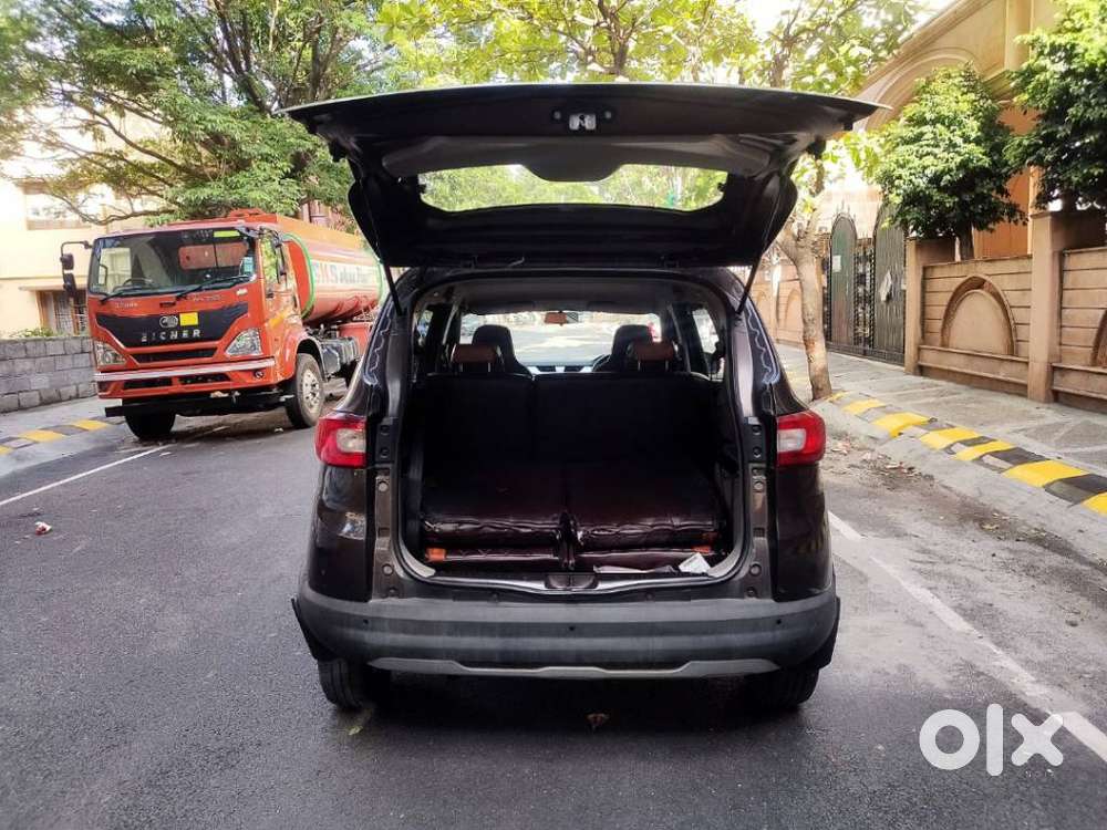 Renault Triber Rxz, 2021, Petrol