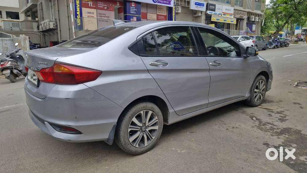 Honda City 1.5 V 5th Gen I-vtec Mt, 2022, Petrol