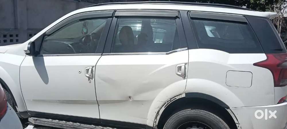 Mahindra Xuv500 2019 Diesel 99000 Km Driven