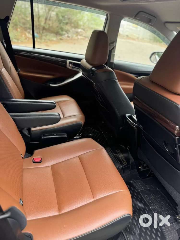 Toyota Innova Crysta [2020-ongoing] 2.4 Zx At 7 Str, 2021, Diesel