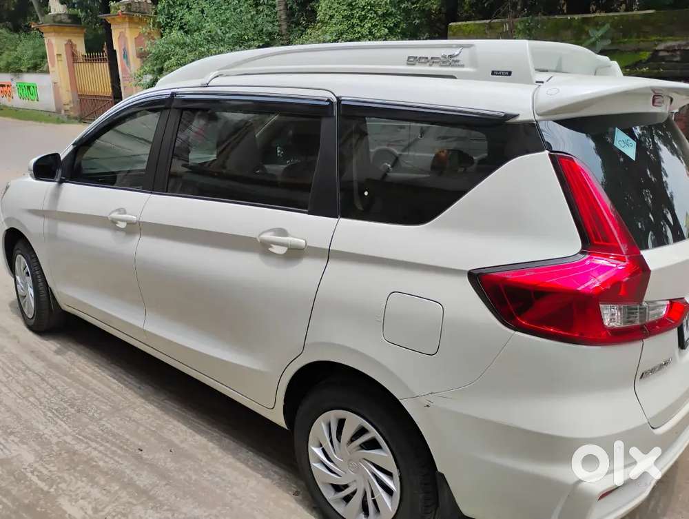 Toyota Rumion 2025 Cng & Hybrids 9000 Km Driven