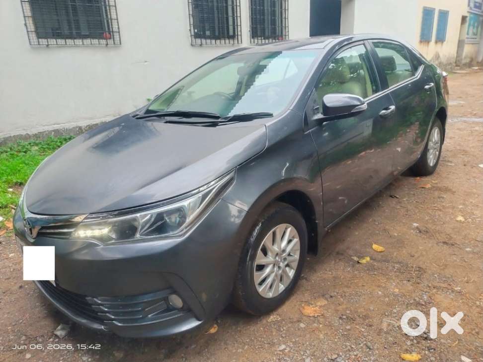 Toyota Corolla Altis 1.8 G, 2017, Petrol