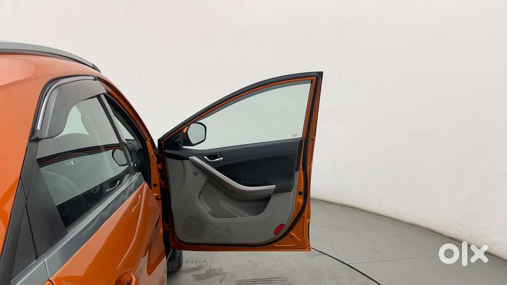Tata Nexon 1.2 Revotron Xza Plus (l), 2019, Petrol