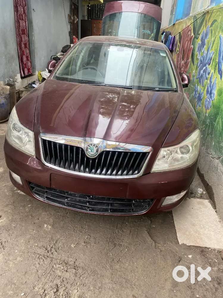 Skoda Laura 2012 Diesel 185000 Km Driven