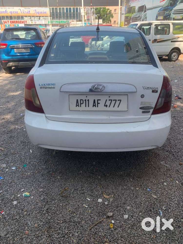 Hyundai Verna Crdi Vgt Sx 1.5, 2010, Diesel