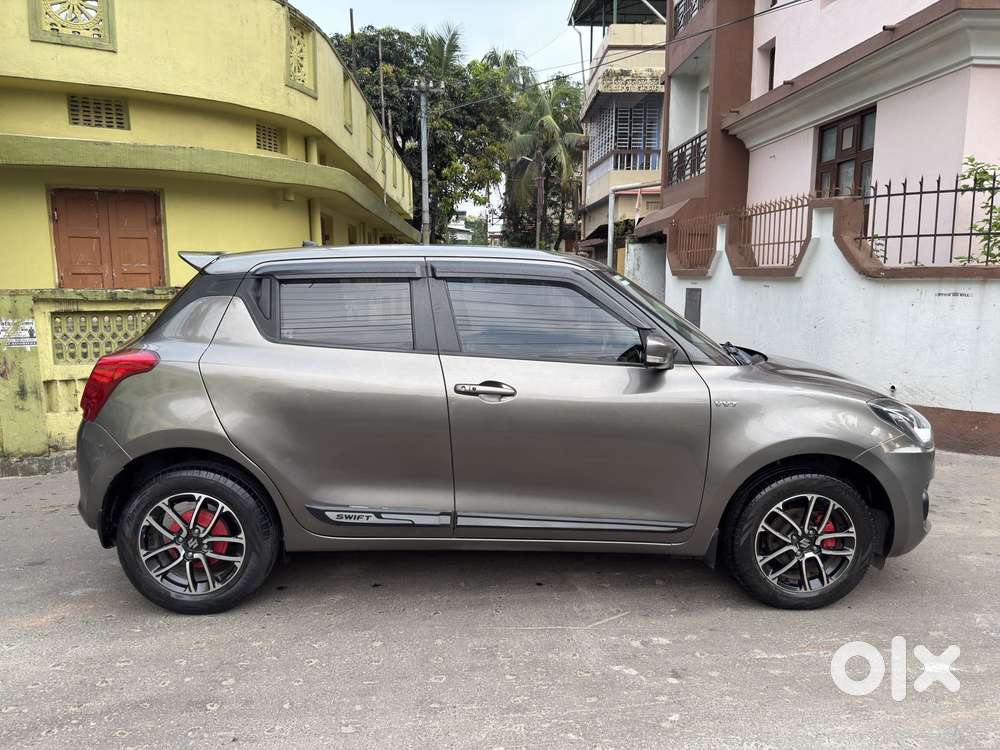 Maruti Suzuki Swift Zxi Plus, 2021, Petrol